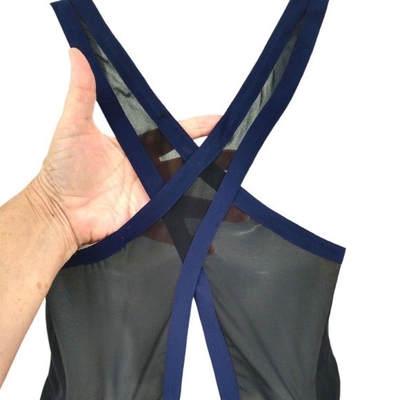 Silence+Noise Semi-Sheer Criss-Crossed Tank Top - XS - Picture 7 of 15